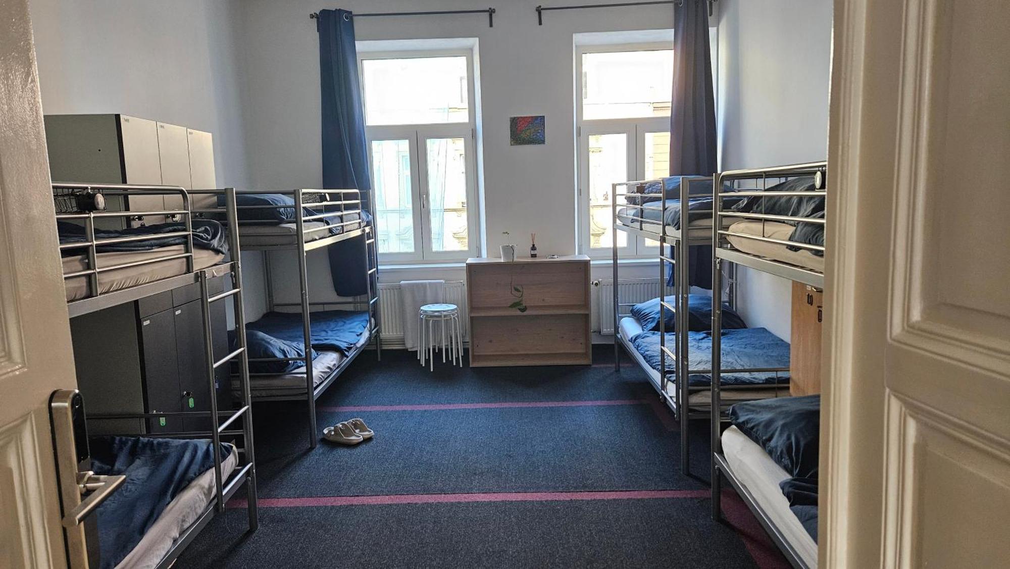 Hostal In